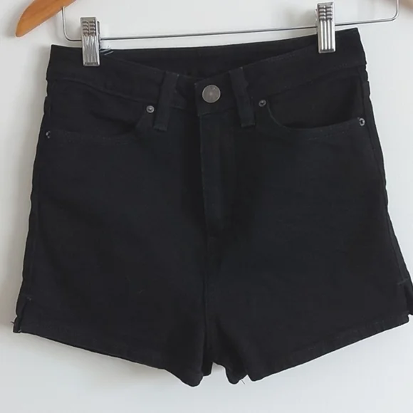 NWOT BDG Jean Pin Up Super High‎ Rise Black Shorts.  Size 25 - Picture 2 of 10